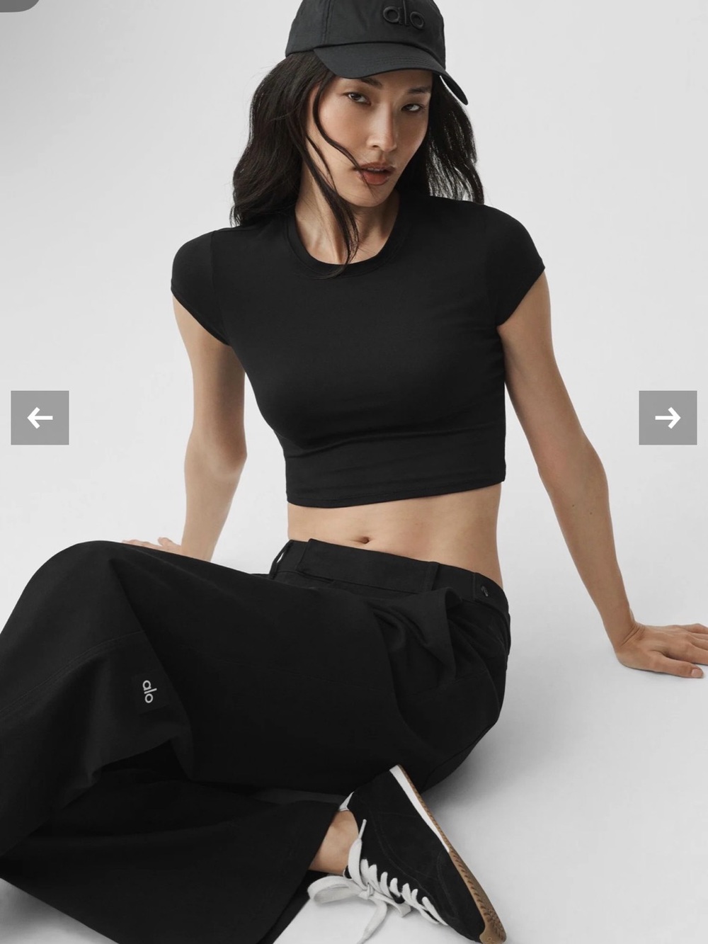 Alo Yoga Finesse Crop Top